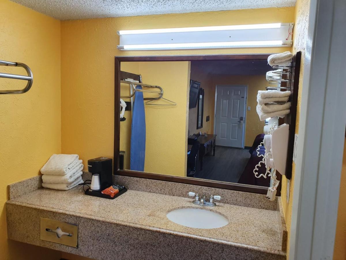 Chaparral Motel Hallettsville Luaran gambar